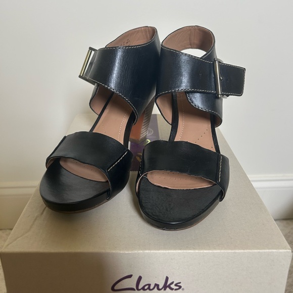 Clark’s Okena Mod heeled sandals - Picture 2 of 5